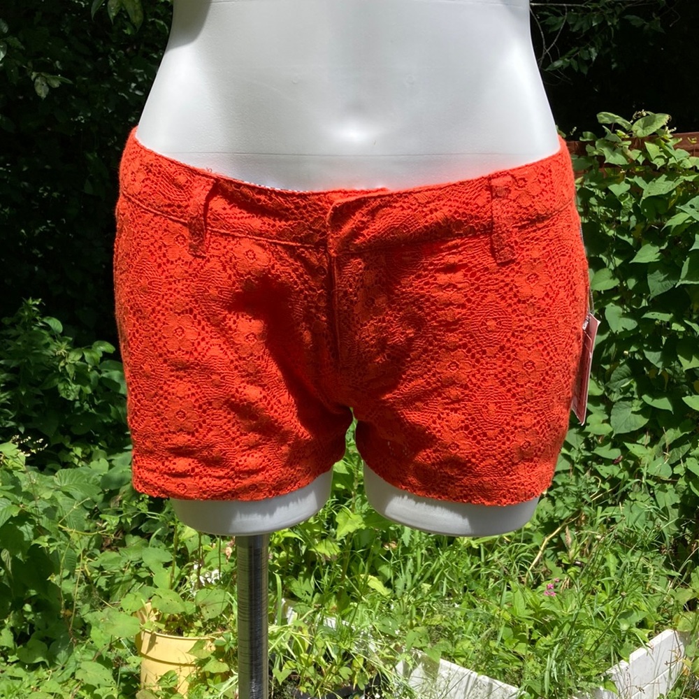 Volcom orange lace over orange Laced Wave low rise shorts NWT size 7